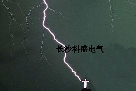 巴西號(hào)稱全球閃電次數(shù)最多的國家，當(dāng)遇到這個(gè)城市，就只能認(rèn)慫