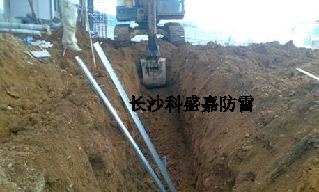 你知道為什么做防雷地網(wǎng)時(shí)，挖溝要0.5米寬，1米深